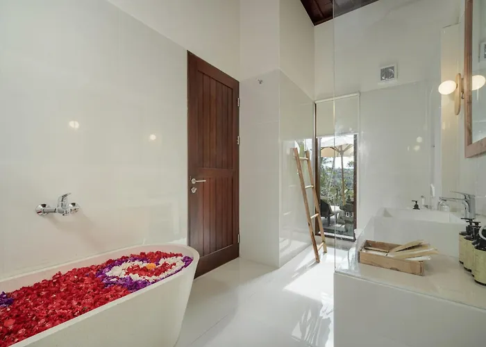 Hotel Puri Diamond 4*