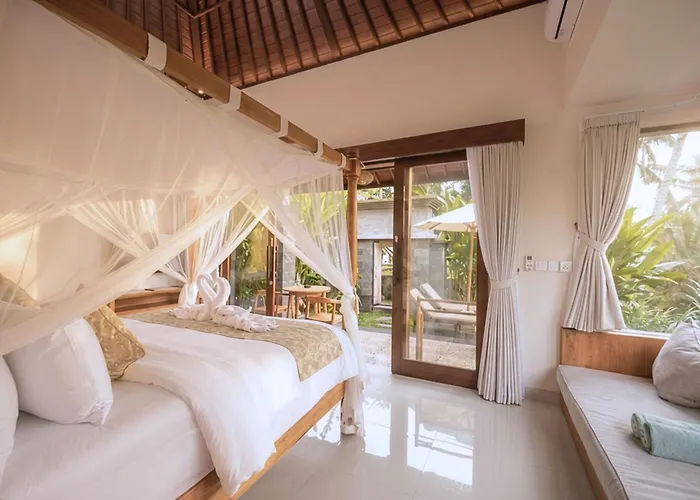 Puri Diamond Hotel 4*